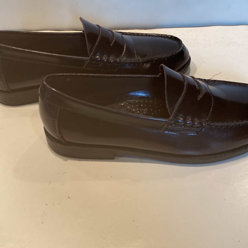 G. H. Bass & Co. Men’s Leather Upper Penny Loafers - Picture 6 of 9